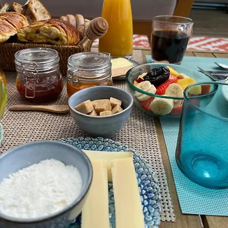 Hozho Tempo - Sous Les Pins, Ecofriendly & Slowlife Avec Petit-dejeuner Inclus *